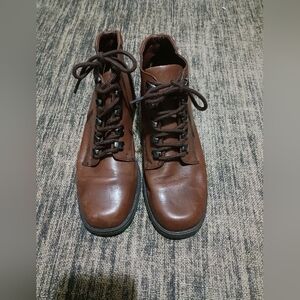 CC.Hughes Shoes Size 7 Brown.
